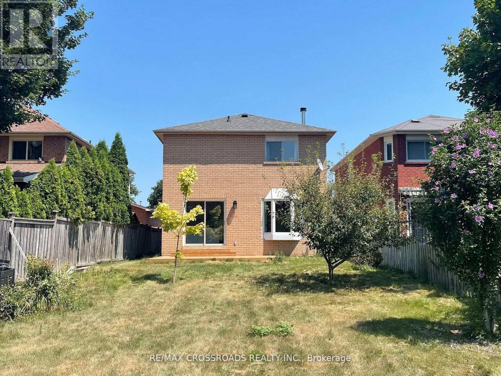 35 Forest Grove Drive, Whitby, Ontario  L1R 2A6 - Photo 47 - E13166354