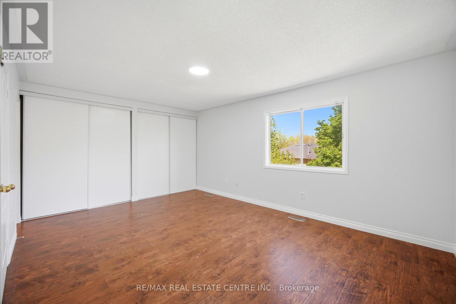 2349 Strawfield Court, Oakville, Ontario L6H 6C2 - Photo 18 - W13164114
