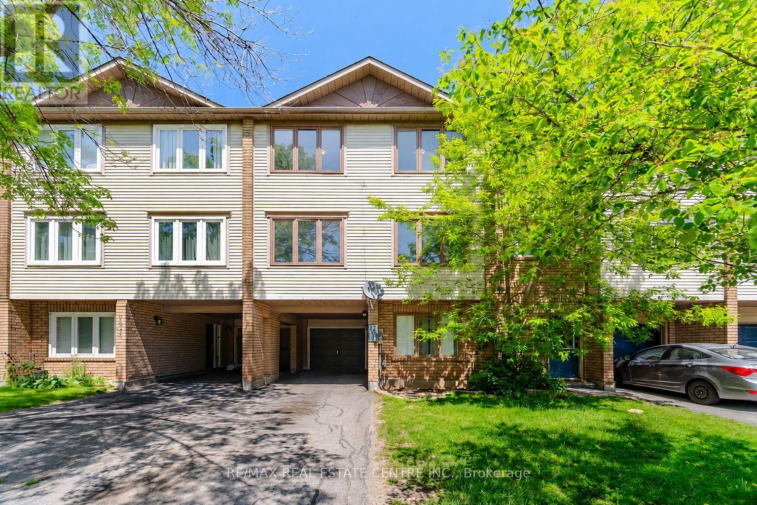 2349 STRAWFIELD COURT, Oakville, Ontario