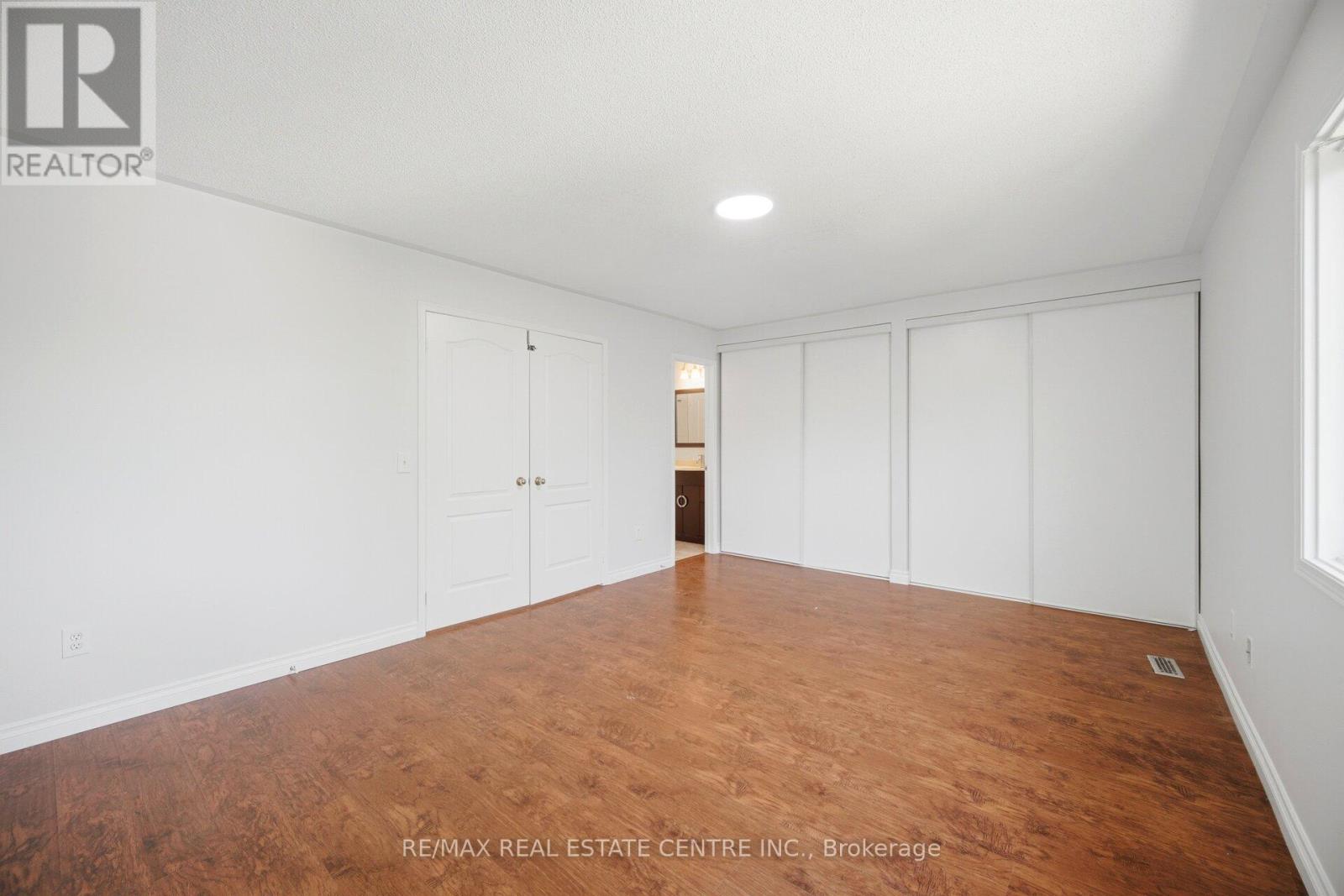 2349 Strawfield Court, Oakville, Ontario L6H 6C2 - Photo 19 - W13164114