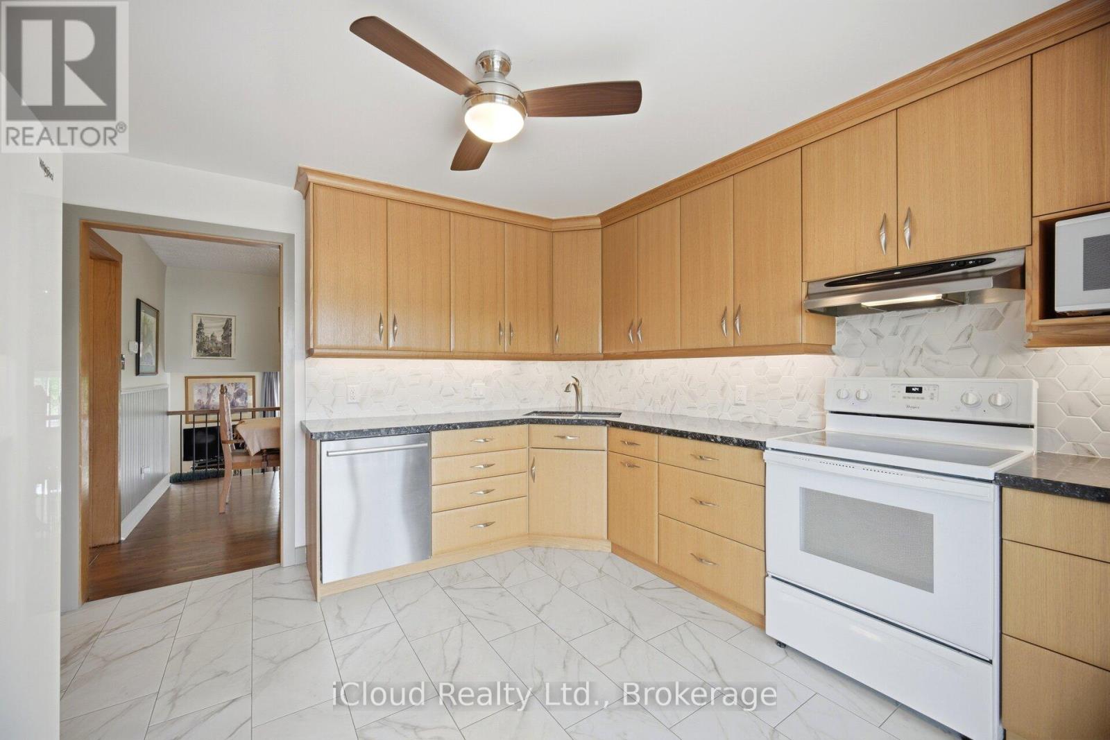 82 English Street, Brampton, Ontario  L6X 2P6 - Photo 6 - W13166342