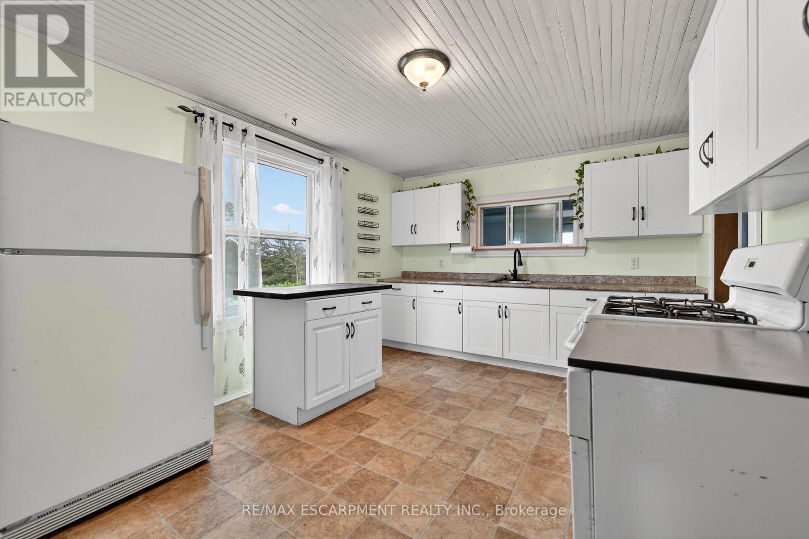 1054 Townline Road E, Haldimand, Ontario  N0A 1C0 - Photo 16 - X13166334