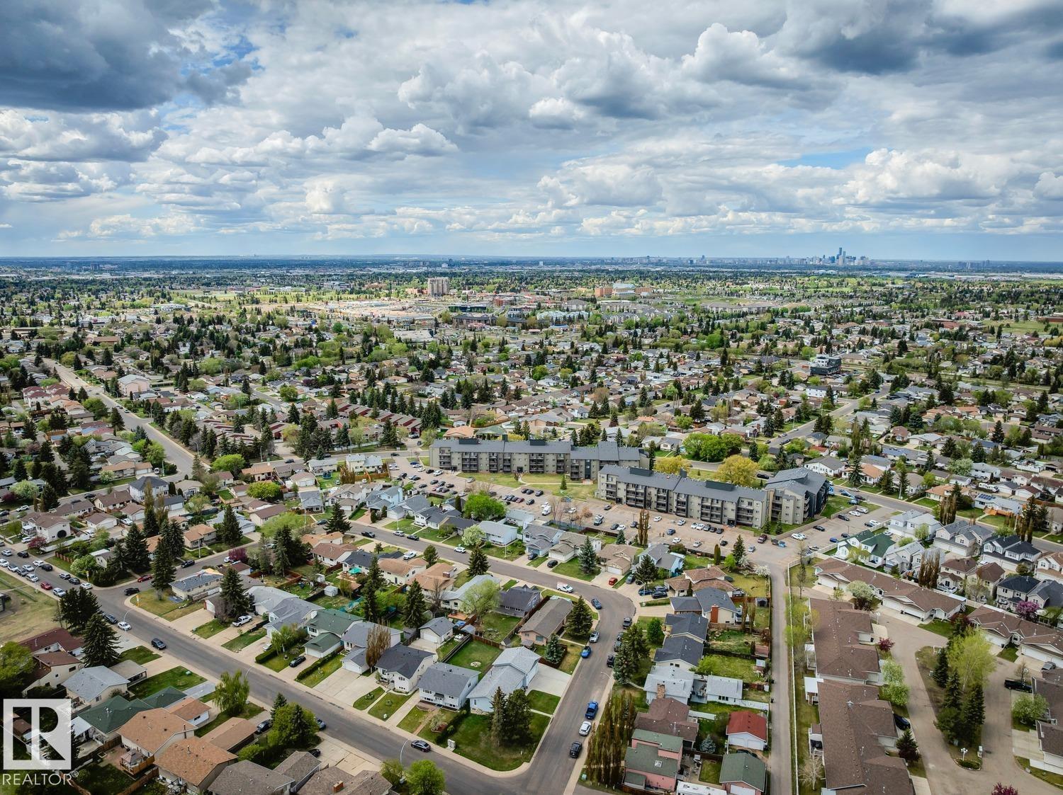 1871 45 St Nw Nw, Edmonton, Alberta  T6L 2S6 - Photo 53 - E4489639