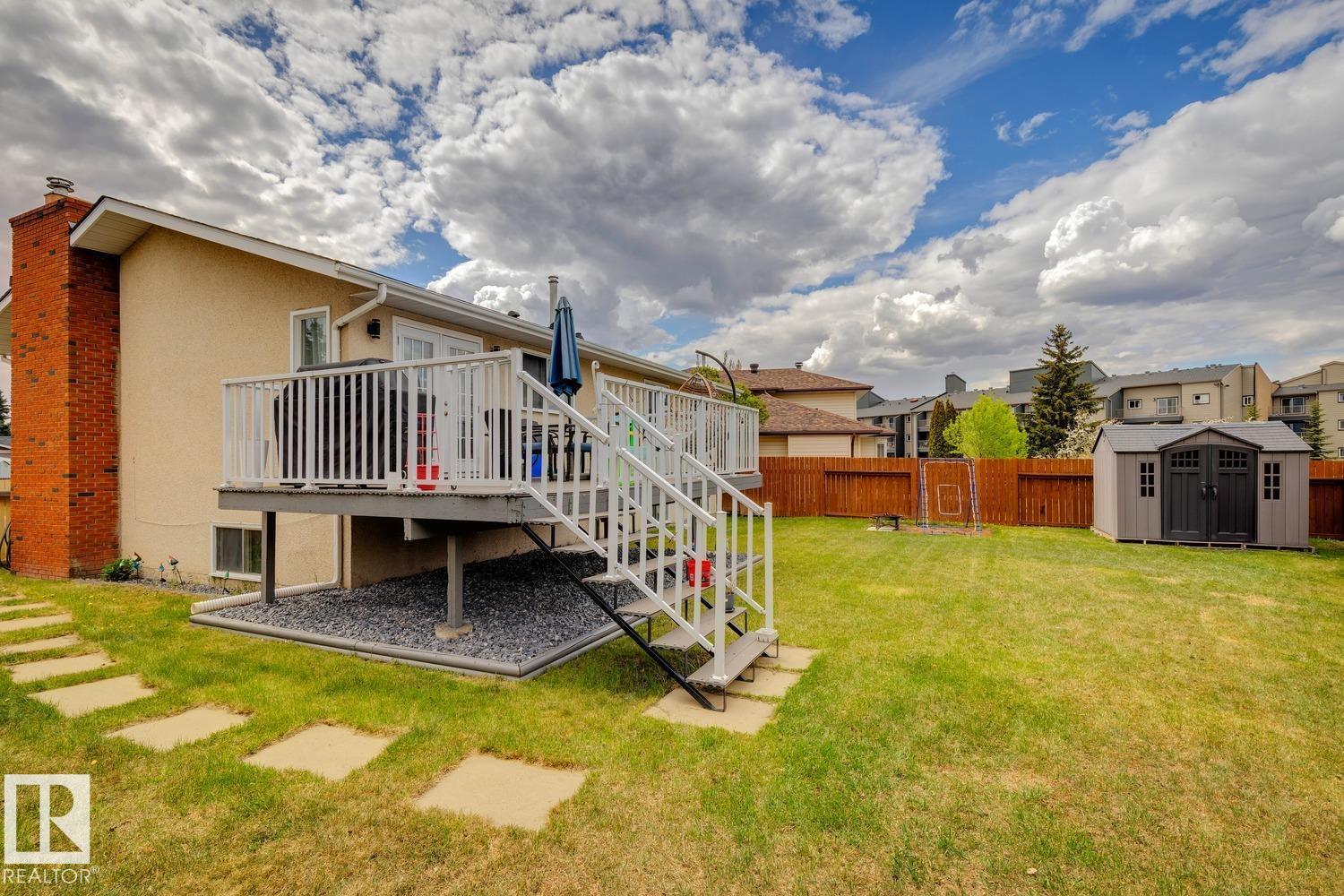 1871 45 St Nw Nw, Edmonton, Alberta  T6L 2S6 - Photo 38 - E4489639