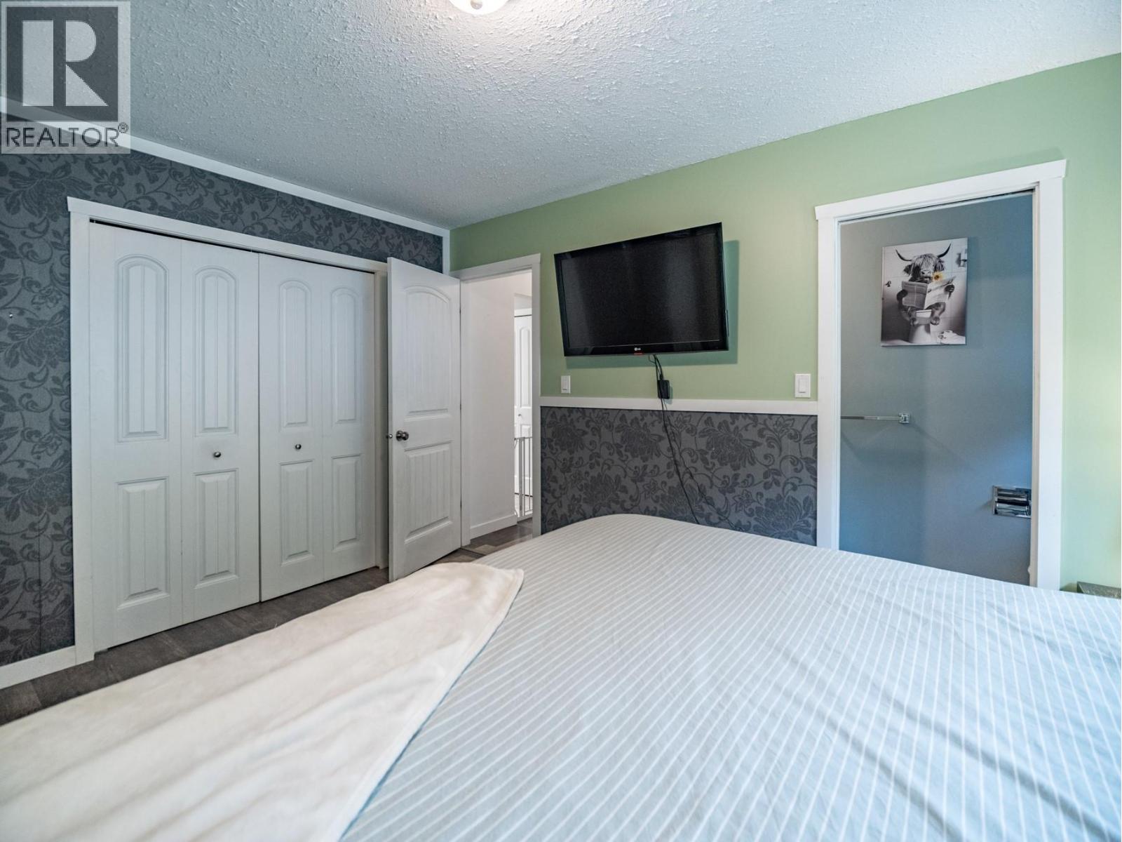 588 Durango Drive, Kamloops, British Columbia  V2C 6Y5 - Photo 12 - 10388141