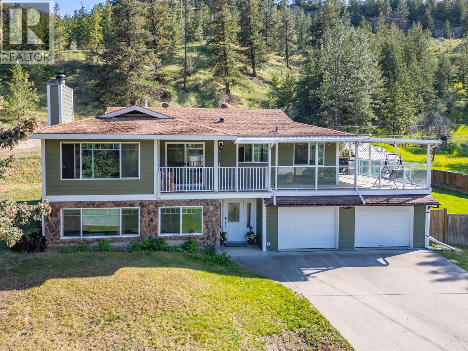 588 DURANGO Drive, Kamloops, British Columbia