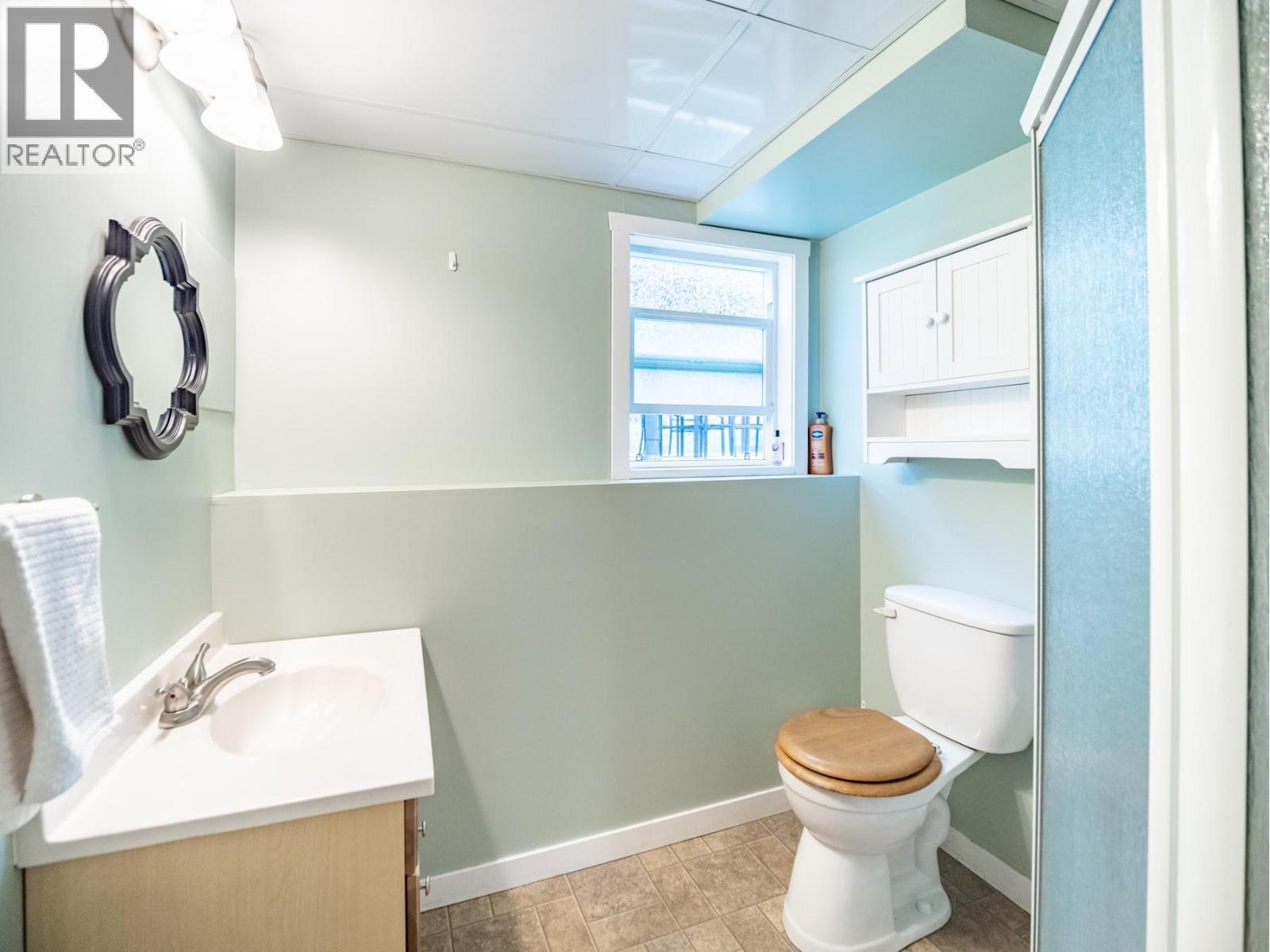 588 Durango Drive, Kamloops, British Columbia  V2C 6Y5 - Photo 28 - 10388141