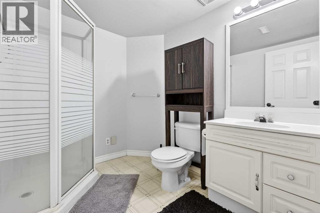 32 Millrise Crescent SW, Calgary, Alberta  T2Y 2H6 - Photo 36 - A2309420