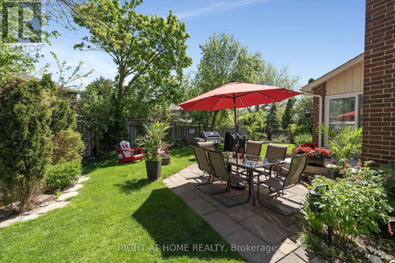 3038 Hillis Court, Mississauga, Ontario  L5N 5A4 - Photo 44 - W12994134