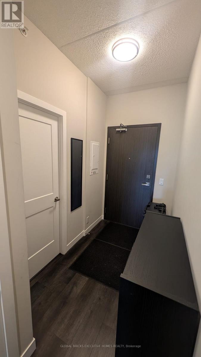 706 - 15 Queen Street S, Hamilton, Ontario  L8P 0C6 - Photo 1 - X13165804