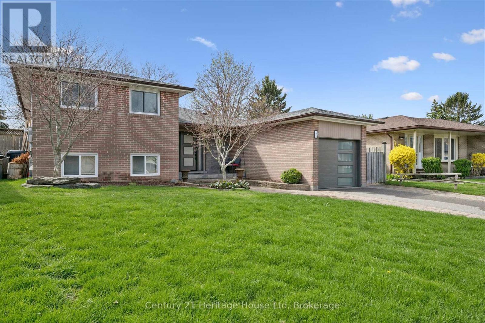 15 Conference Boulevard, Toronto (Centennial Scarborough), Ontario  M1C 2E1 - Photo 3 - E13166412