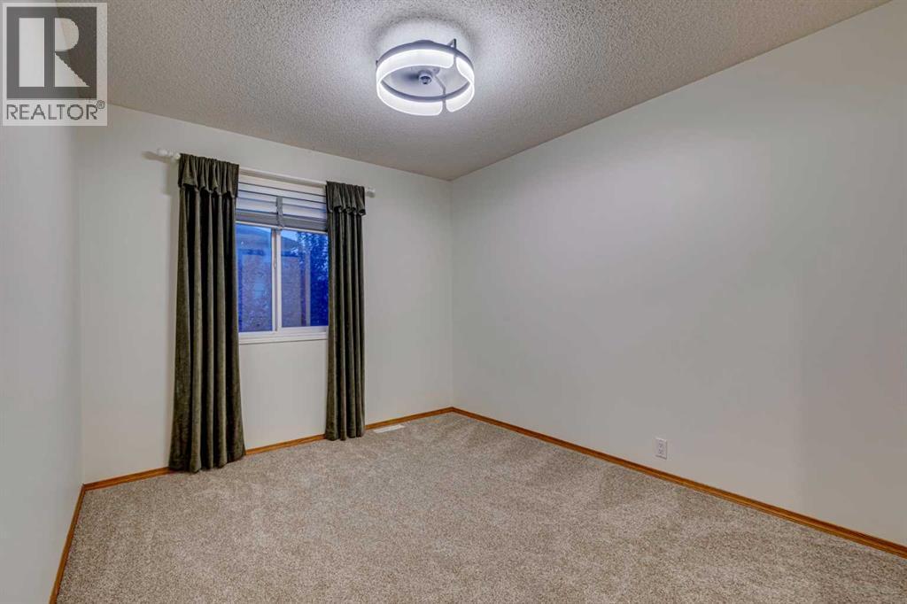 268 Mt Brewster Circle SE, Calgary, Alberta  t2z 3j2 - Photo 32 - A2312971