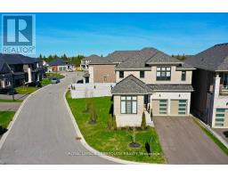 7 BALLANVIEW COURT, Whitchurch-Stouffville, Ontario