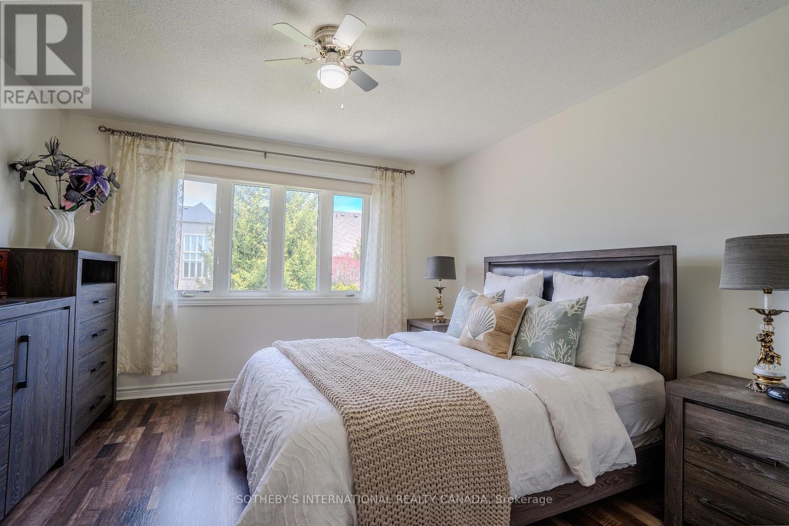 19 Grand Poplar Lane, Wasaga Beach, Ontario  L9Z 0C7 - Photo 15 - S13152724