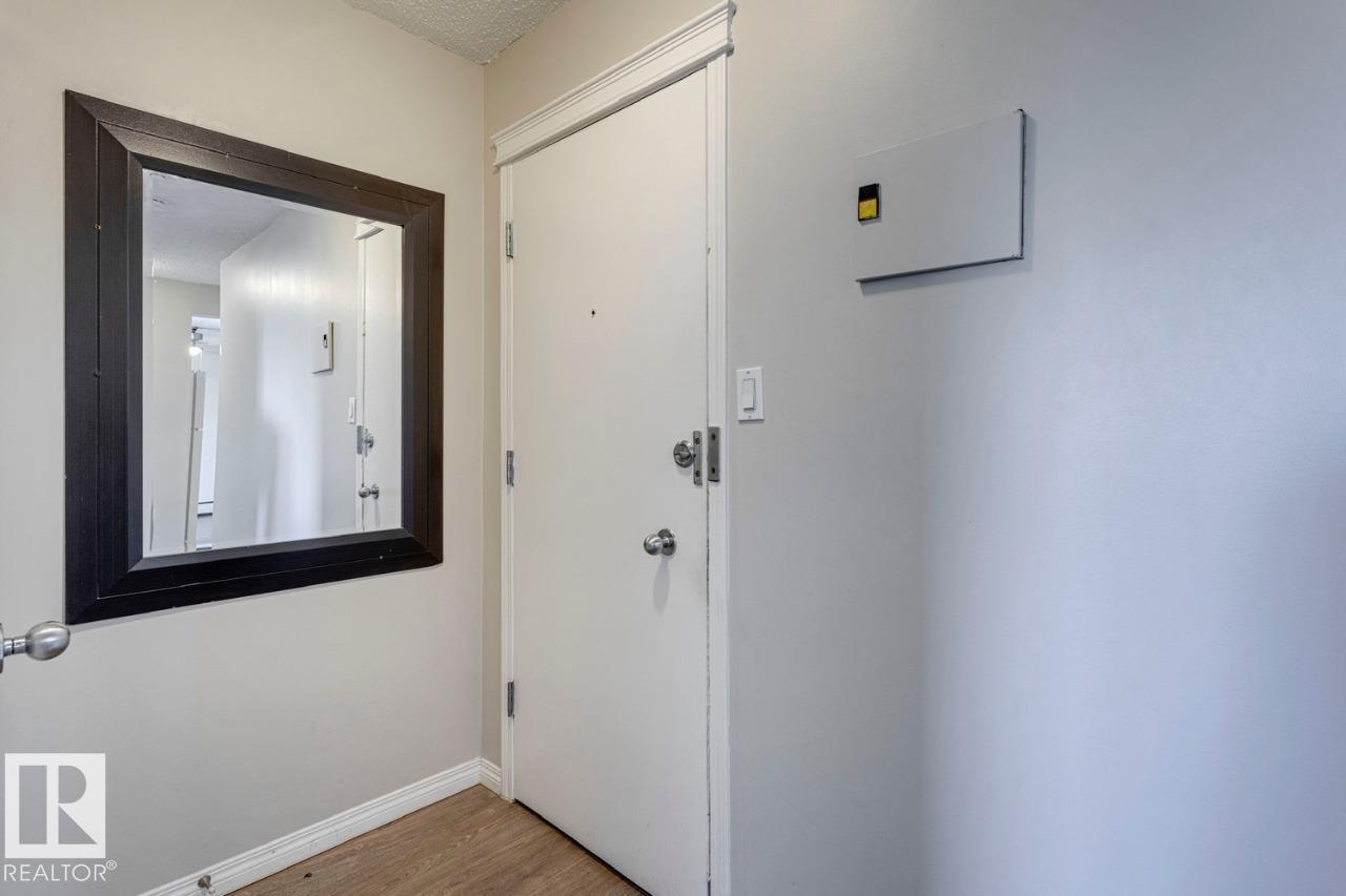 #402 10330 113 St Nw, Edmonton, Alberta  T5K 1P6 - Photo 3 - E4478006