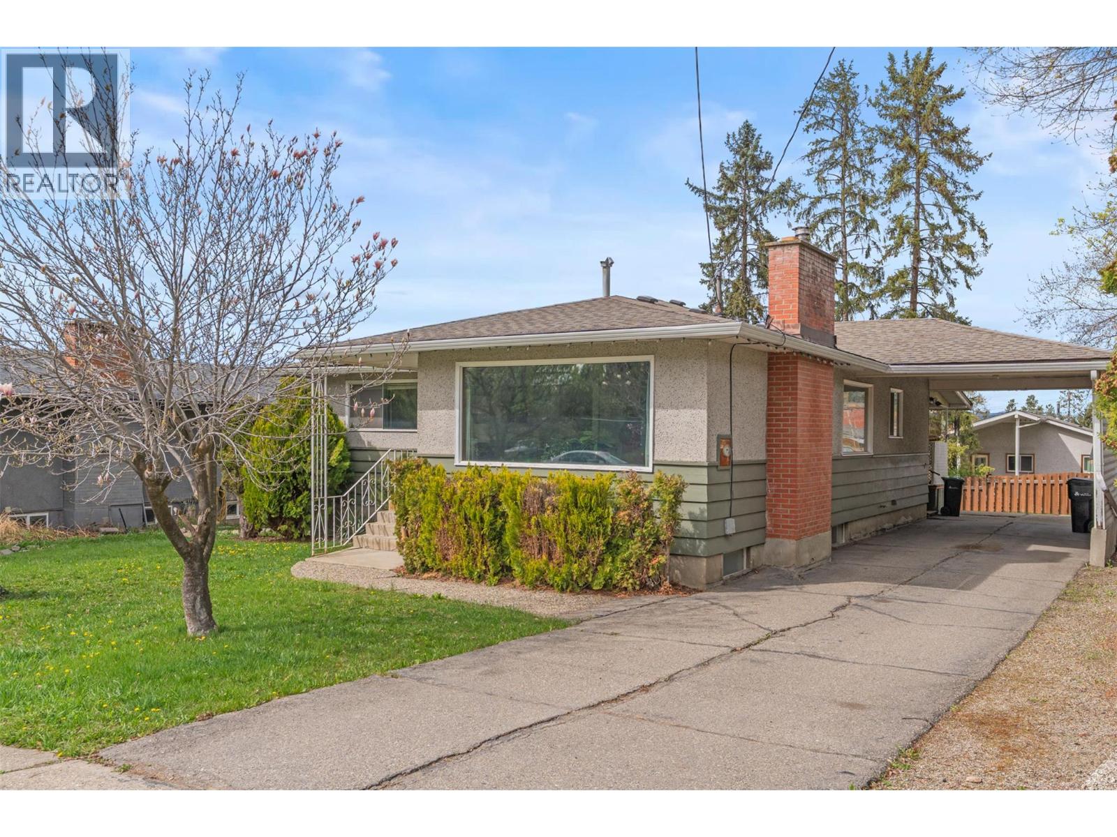 1509 37 Avenue, Vernon, British Columbia  V1T 2W4 - Photo 1 - 10380841