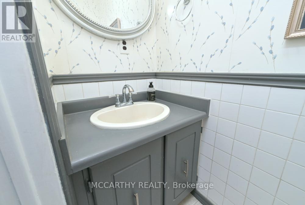11 Lynda Avenue, Mono, Ontario  L9W 1Z4 - Photo 17 - X12949210