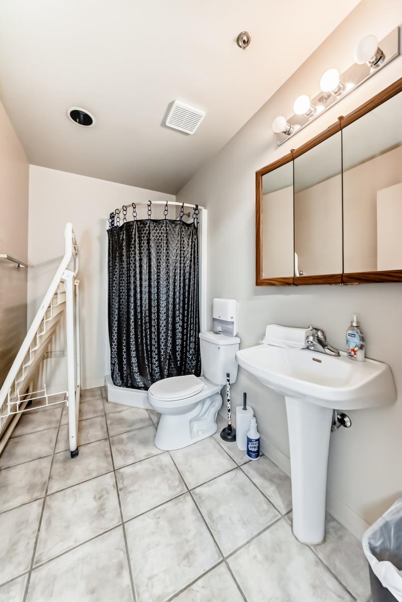 10086  164 Street NW, Edmonton, Alberta  T5P 4Y3 - Photo 14 - 44938648