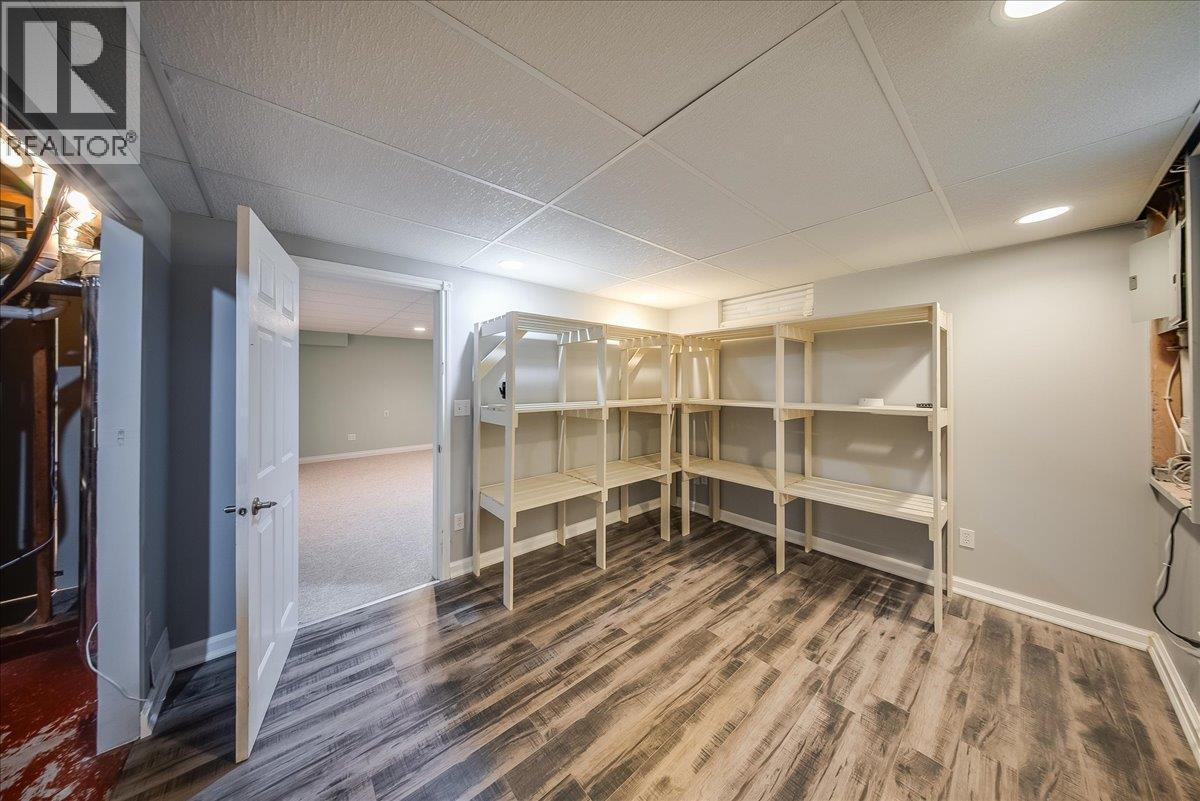 3542 Marigold Drive, Trail, British Columbia V1R 2X6 - Photo 30 - 10388604