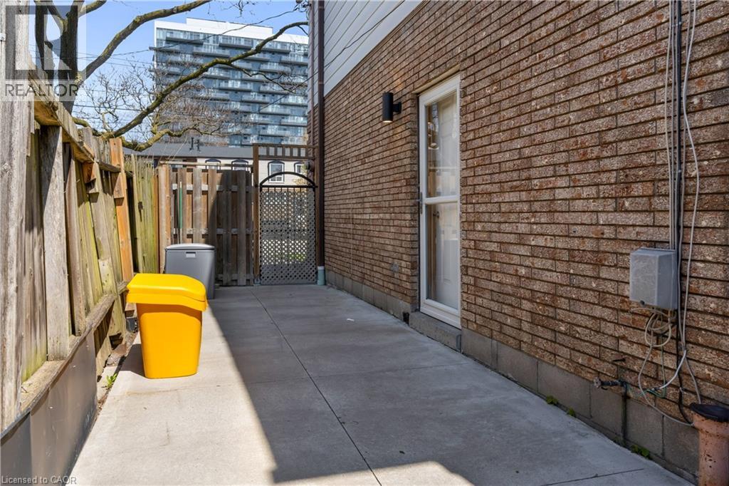 102 Berkindale Drive, Hamilton, Ontario  L8E 1M5 - Photo 40 - 40823490