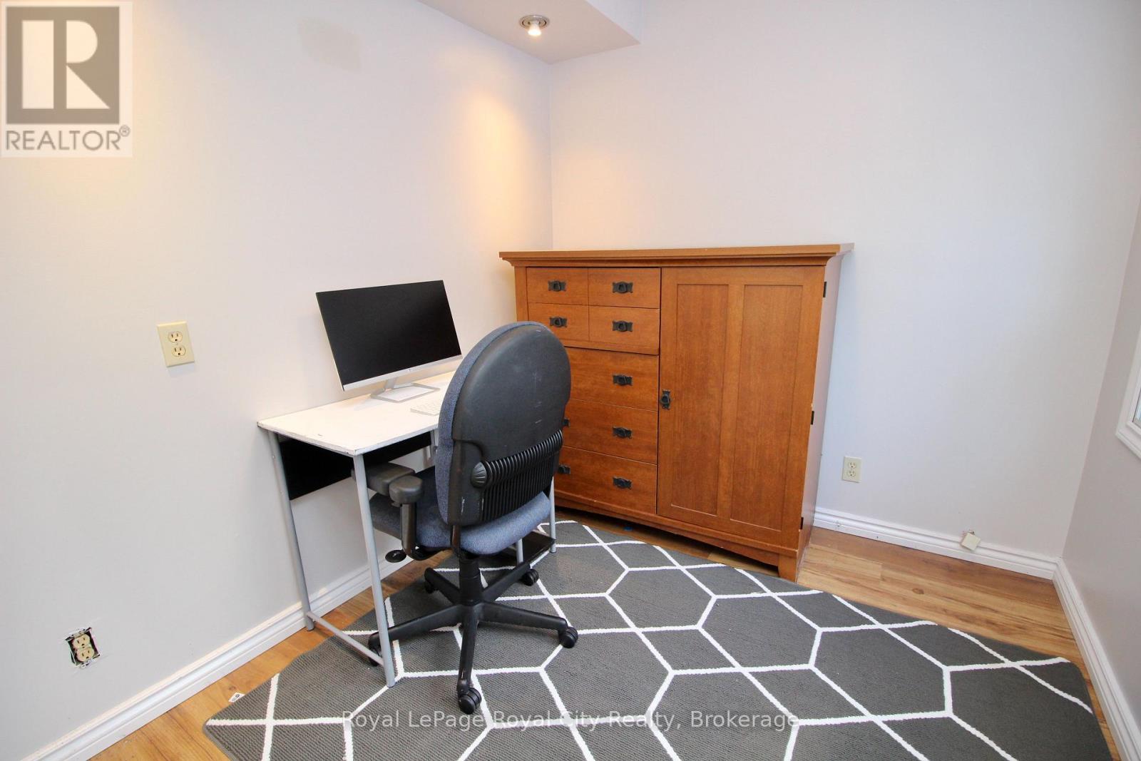 28 Harpur Drive, Northern Bruce Peninsula, Ontario  N0H 2R0 - Photo 21 - X12615240