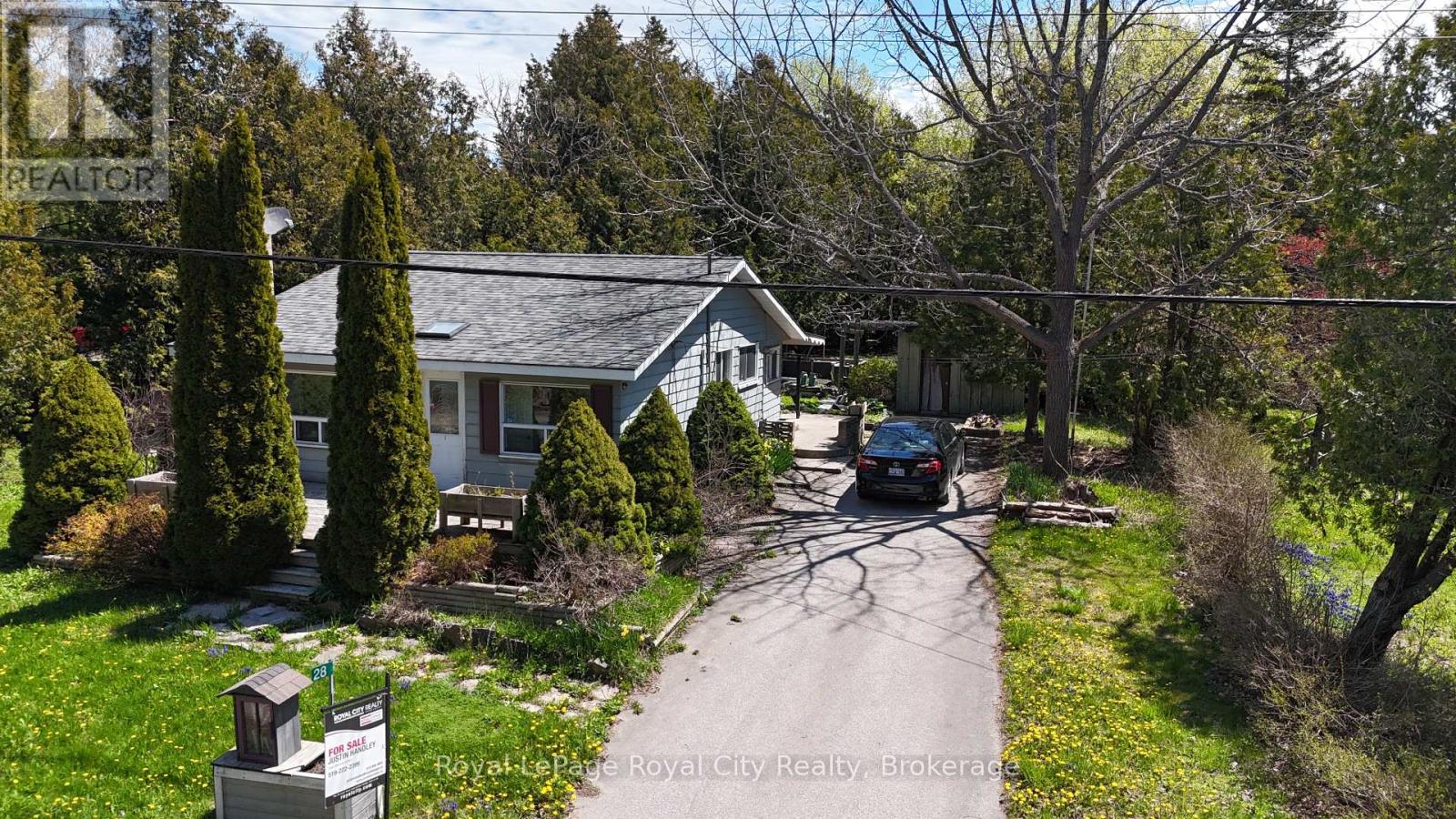 28 Harpur Drive, Northern Bruce Peninsula, Ontario  N0H 2R0 - Photo 5 - X12615240