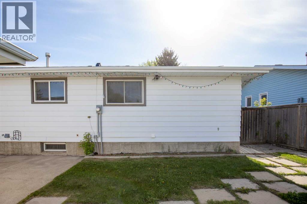 30 Odell Green, Red Deer, Alberta  T4P 1V4 - Photo 4 - A2313563