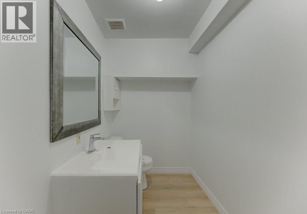 603 Pinerow Crescent Unit# B, Waterloo, Ontario  N2T 2K6 - Photo 31 - 40831799