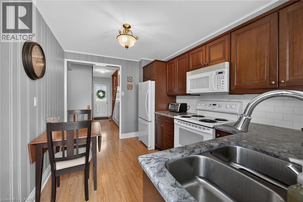 1350 Limeridge Road E Unit# 32, Hamilton, Ontario  L8W 1L6 - Photo 13 - 40832963