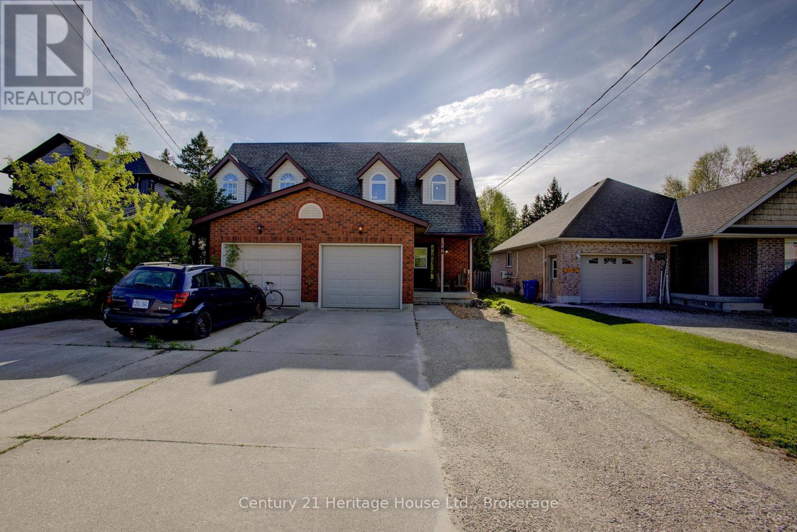 144 KINCARDINE STREET N, West Grey, Ontario