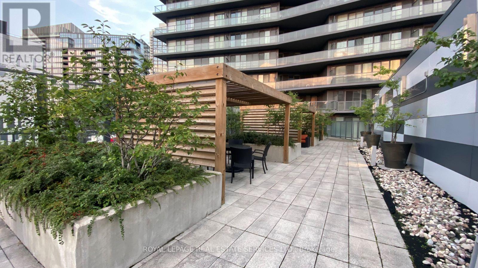 2107 - 20 Bruyeres Mews, Toronto, Ontario  M5V 0G8 - Photo 18 - C13166466