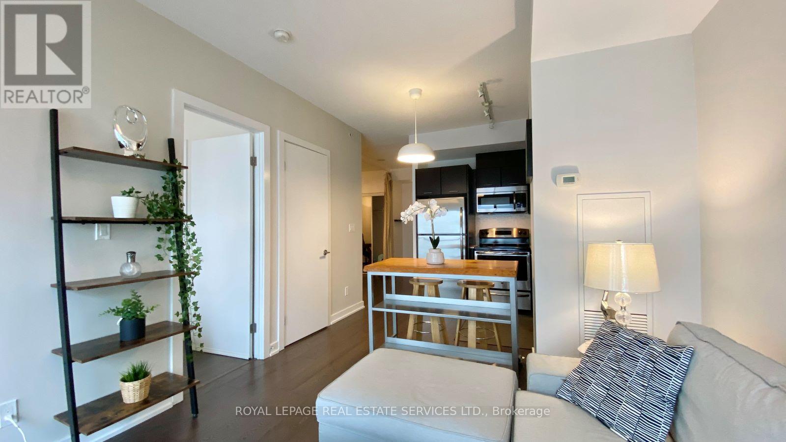 2107 - 20 Bruyeres Mews, Toronto, Ontario  M5V 0G8 - Photo 6 - C13166466