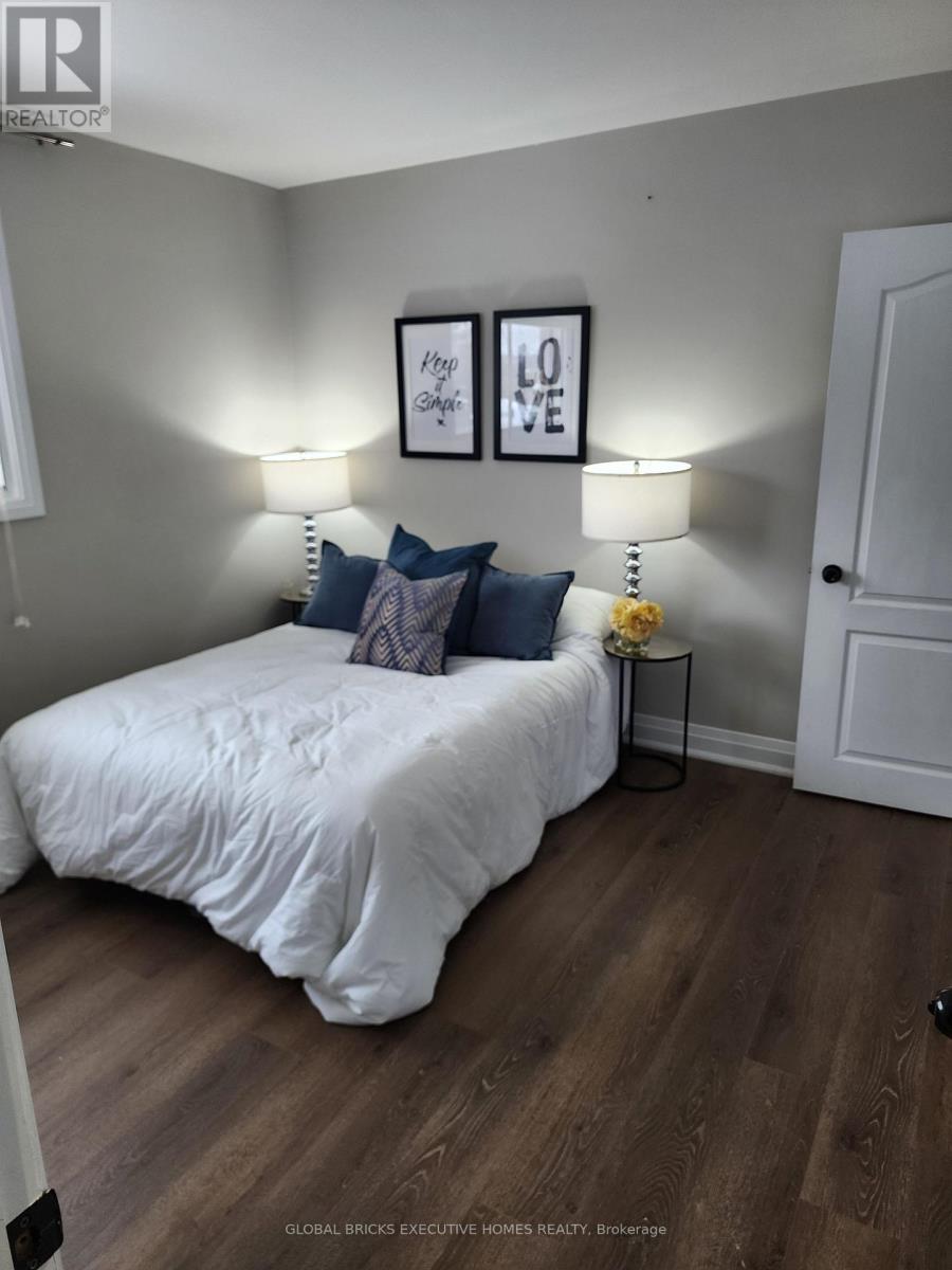 37 Marcella Street, Toronto, Ontario  M1G 1K9 - Photo 3 - E12719066