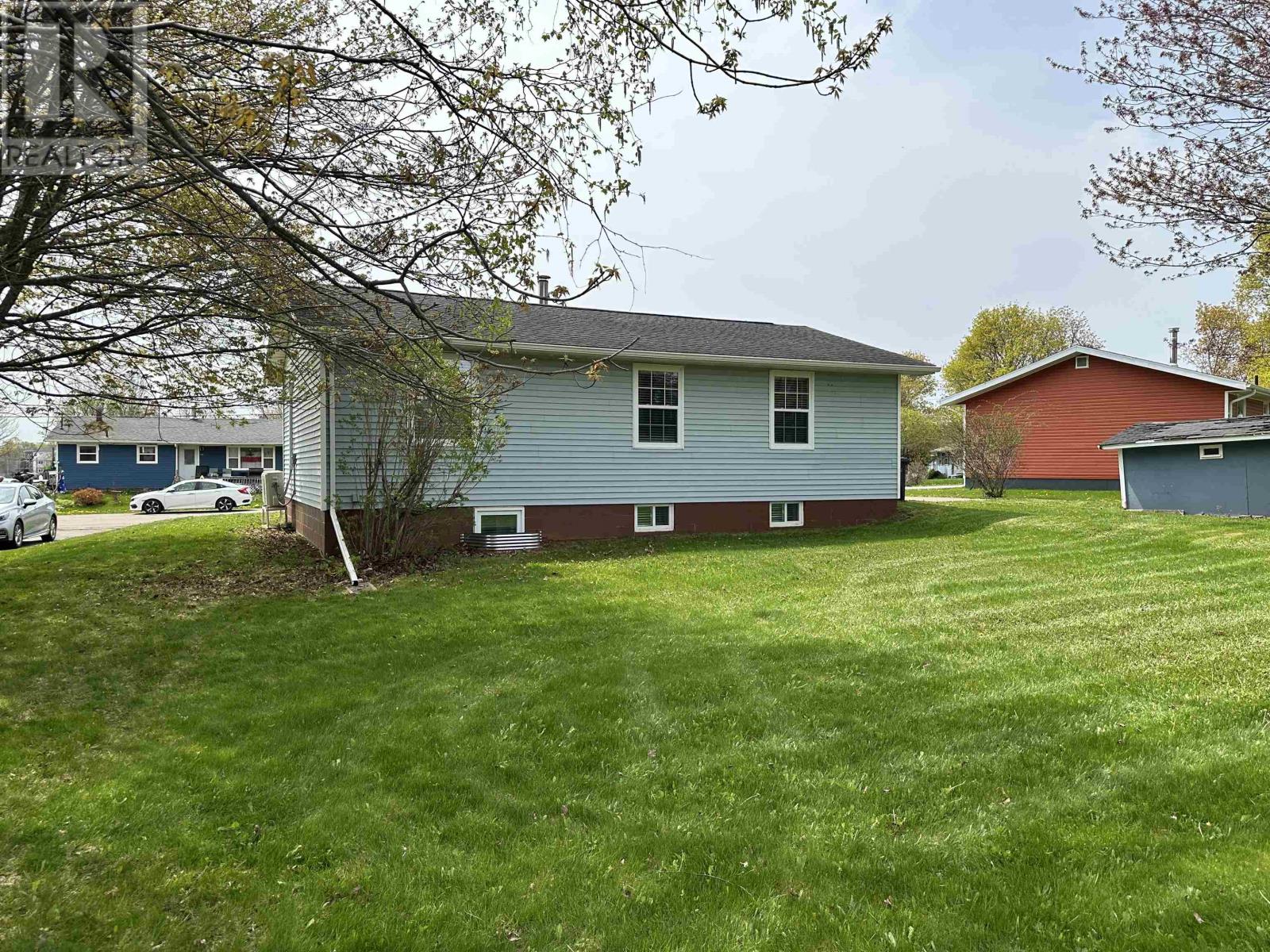 150 Parkwood Crescent, Charlottetown, Prince Edward Island  C1A 7A7 - Photo 33 - 202611929