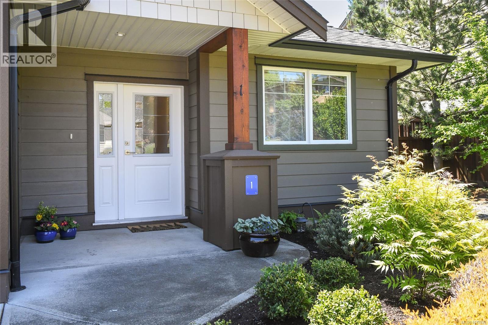 1 2030 Wallace Ave, Comox, British Columbia  V9M 1X3 - Photo 37 - 1037929