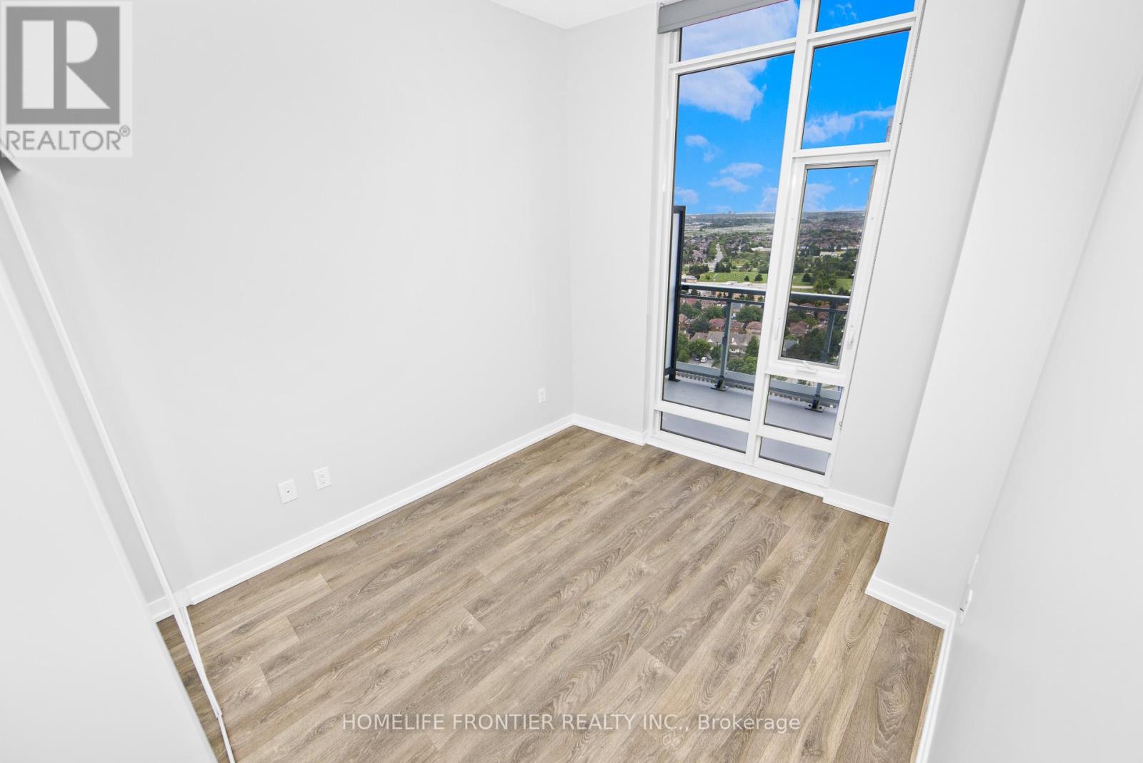 1918 - 2520 Eglinton Avenue W, Mississauga, Ontario  L5M 0Y4 - Photo 10 - W13166446