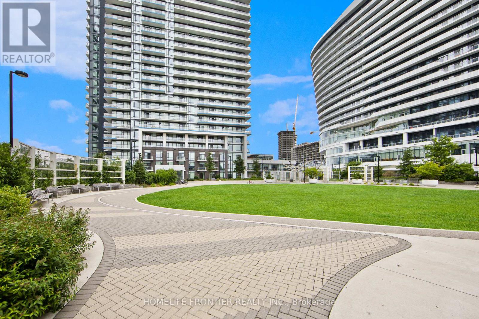 1918 - 2520 Eglinton Avenue W, Mississauga, Ontario  L5M 0Y4 - Photo 28 - W13166446