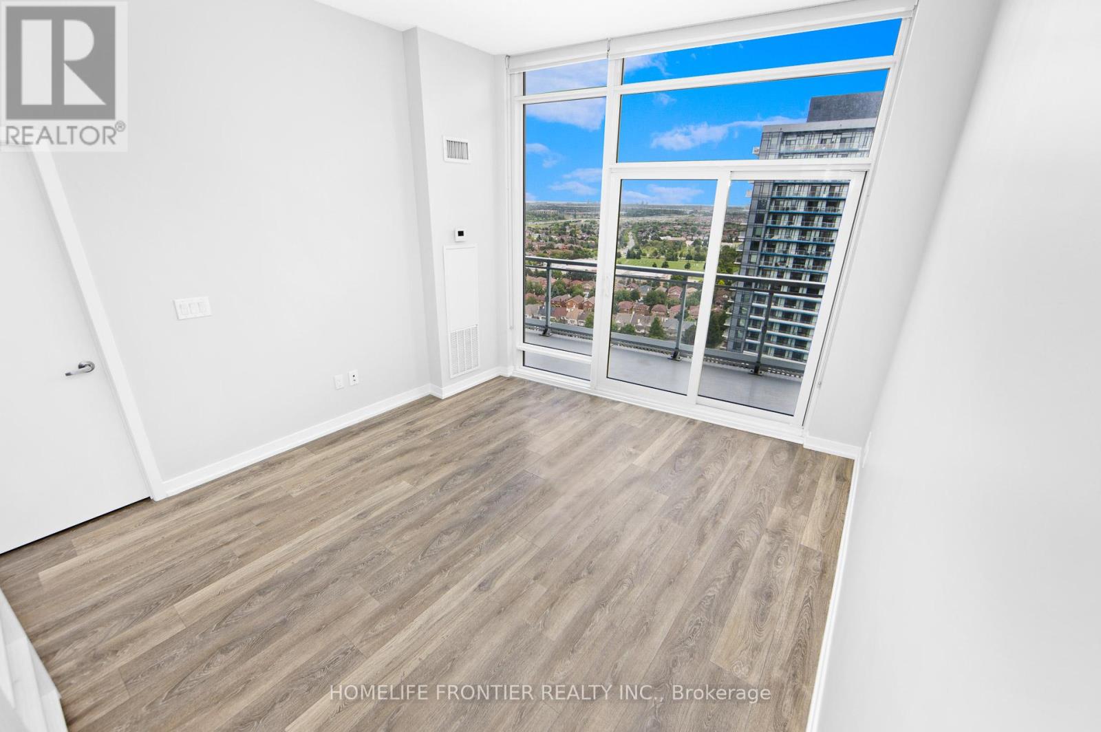1918 - 2520 Eglinton Avenue W, Mississauga, Ontario  L5M 0Y4 - Photo 6 - W13166446