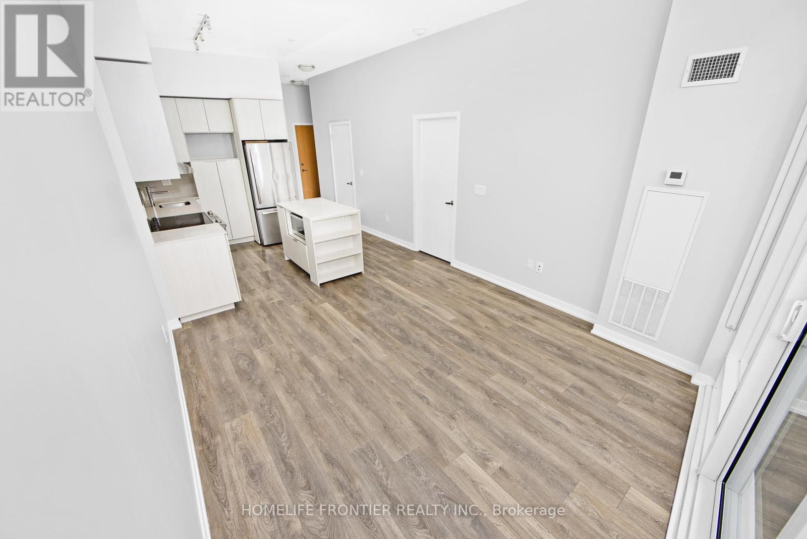 1918 - 2520 Eglinton Avenue W, Mississauga, Ontario  L5M 0Y4 - Photo 8 - W13166446