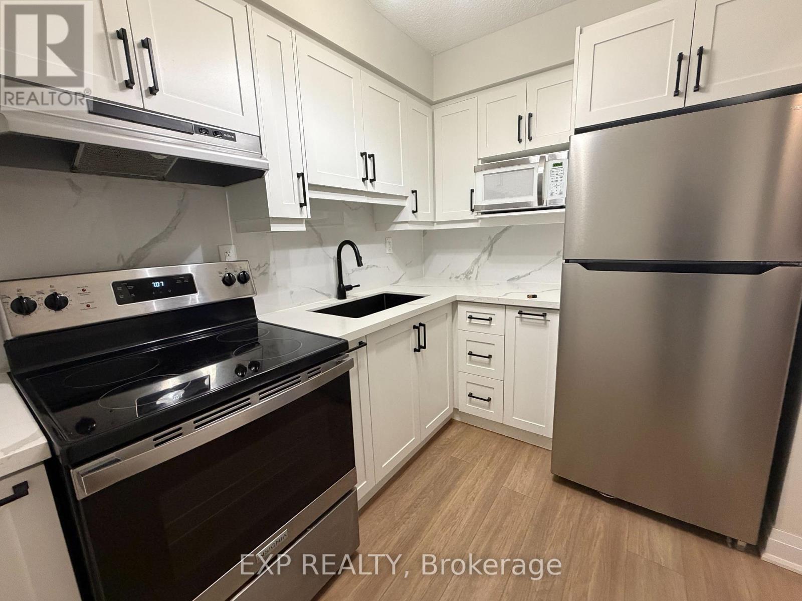 1005 - 975 Warwick Court, Burlington, Ontario  L7T 3Z7 - Photo 10 - W13166458