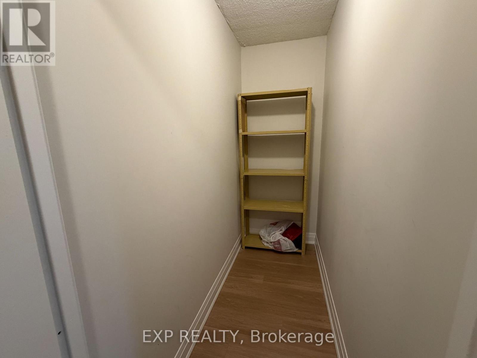 1005 - 975 Warwick Court, Burlington, Ontario  L7T 3Z7 - Photo 12 - W13166458