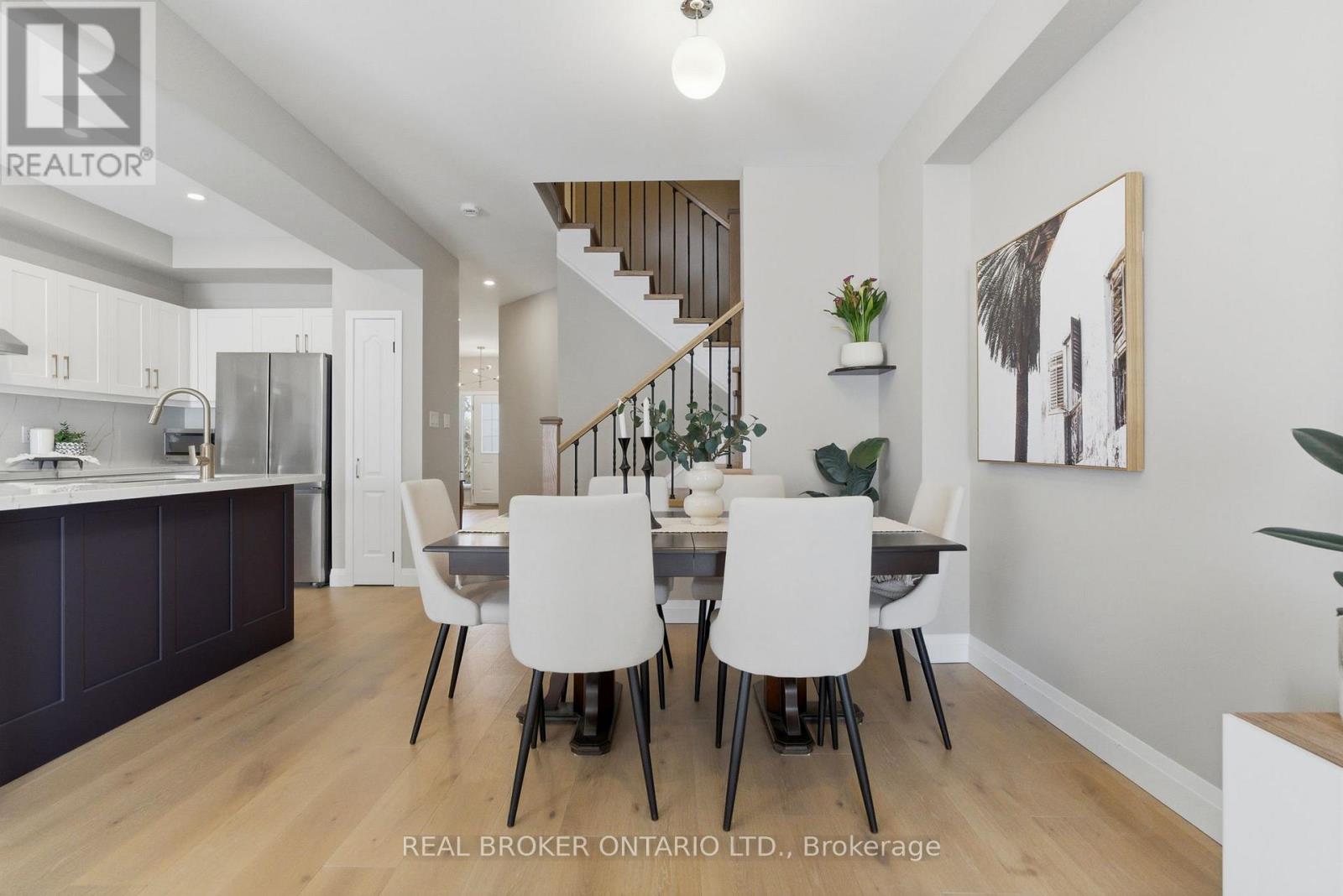 2426 Shadow Court, Oakville, Ontario  L6M 5G6 - Photo 15 - W13166494