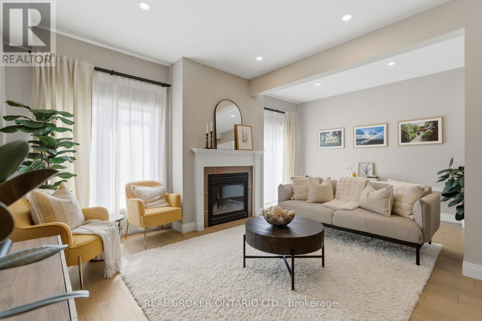 2426 Shadow Court, Oakville, Ontario  L6M 5G6 - Photo 19 - W13166494