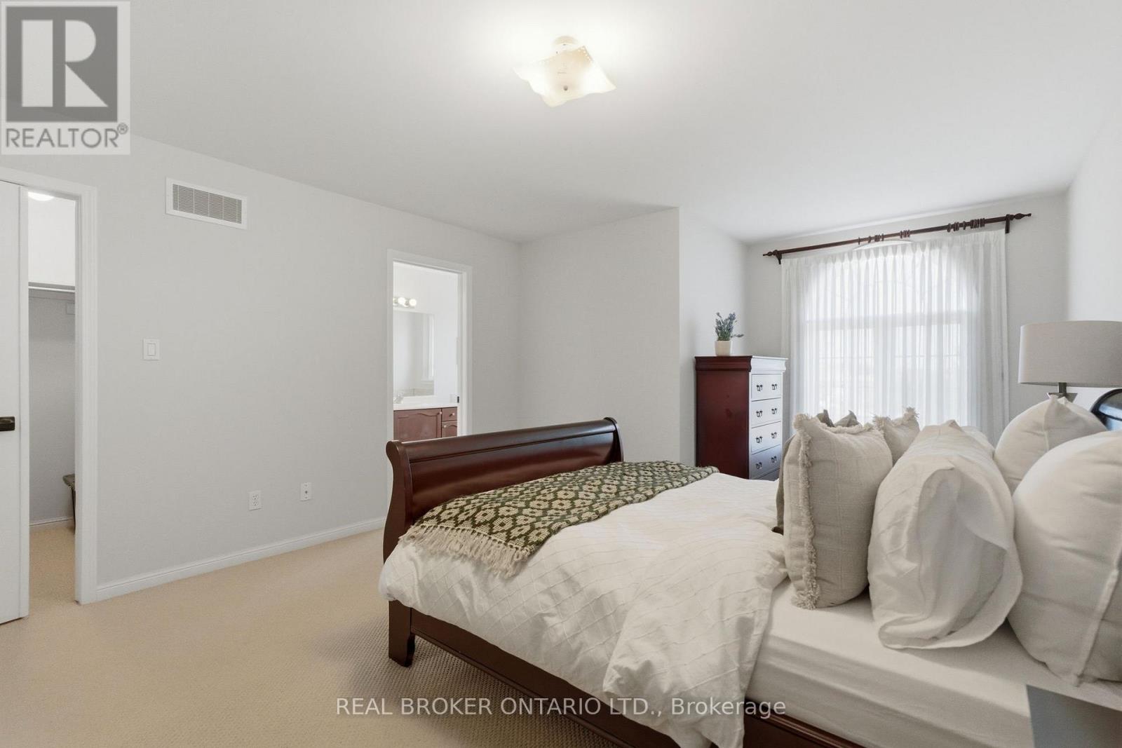 2426 Shadow Court, Oakville, Ontario  L6M 5G6 - Photo 32 - W13166494