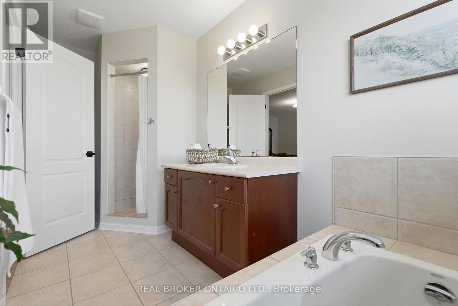 2426 Shadow Court, Oakville, Ontario  L6M 5G6 - Photo 37 - W13166494