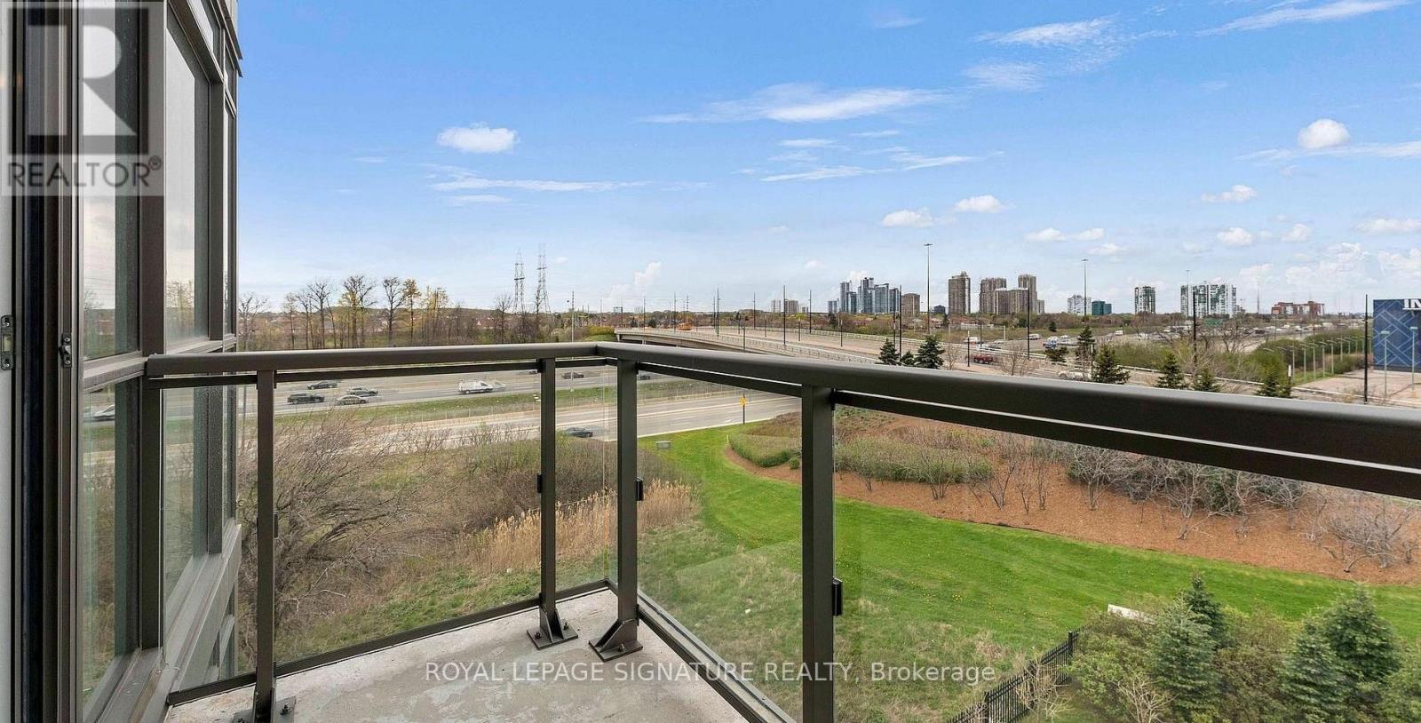 Ph216 - 349 Rathburn Road W, Mississauga, Ontario  L5B 0G9 - Photo 22 - W13166506