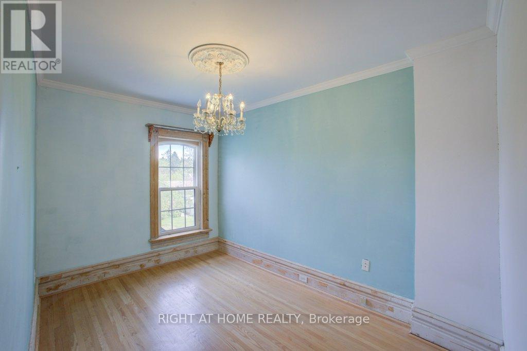402 Lampton Street E, West Grey, Ontario  N0G 1R0 - Photo 26 - X13166452