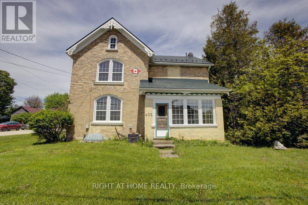 402 Lampton Street E, West Grey, Ontario  N0G 1R0 - Photo 3 - X13166452