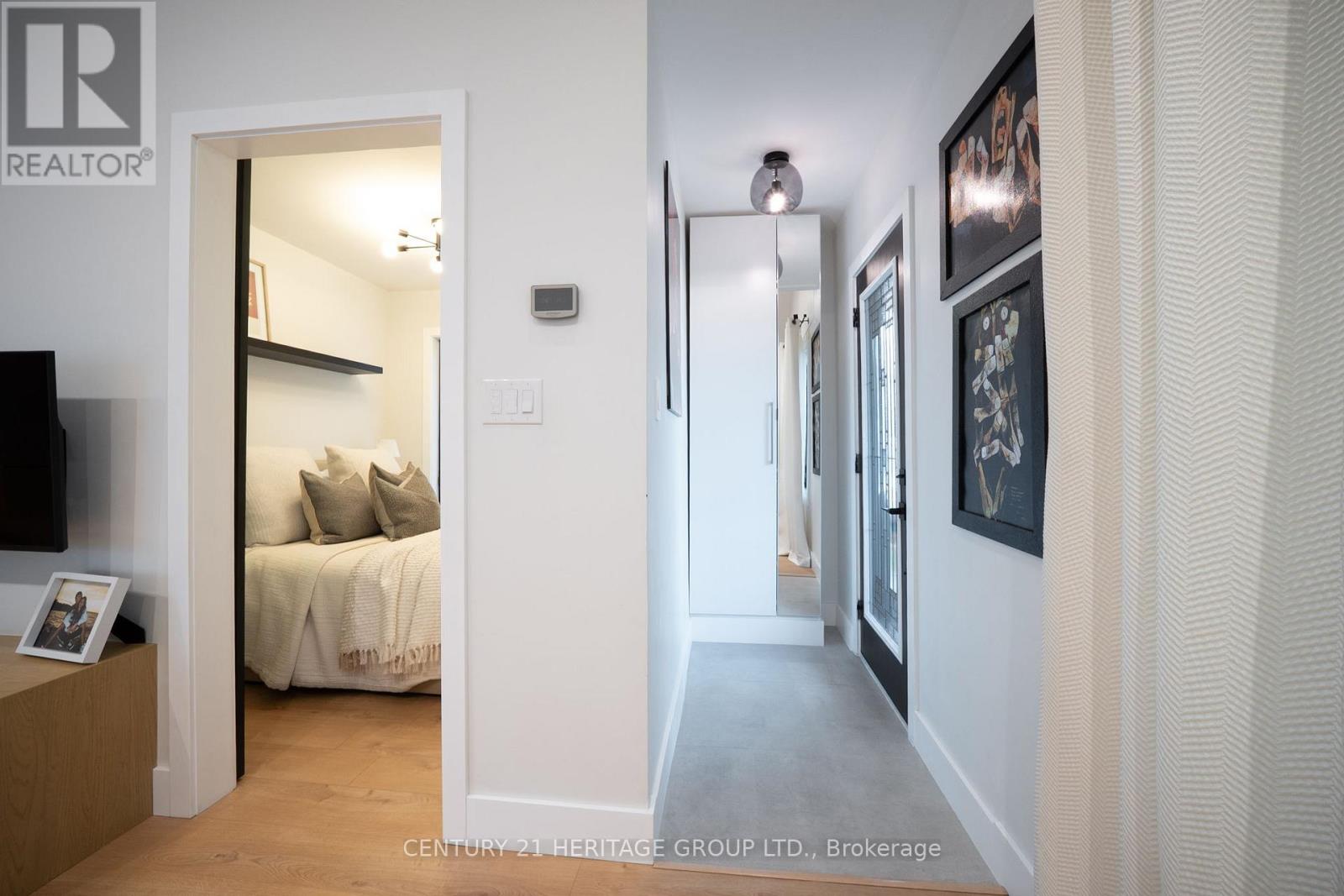 236 Macaulay Street E, Hamilton, Ontario  L8L 3X8 - Photo 4 - X13166462