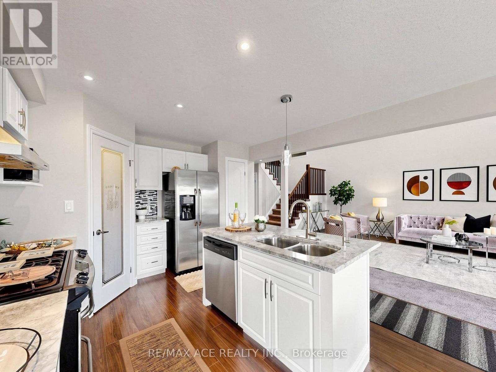 1816 Cedarpark Drive, London North, Ontario  N5X 0C7 - Photo 11 - X13166472